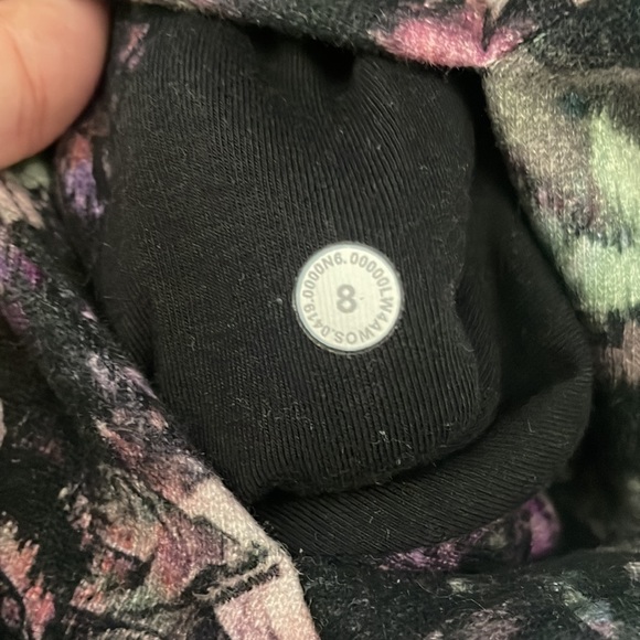 EUC lululemon scuba hoodie - Picture 2 of 4